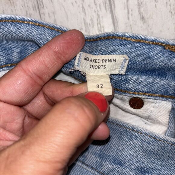 Womens Size 32 Madewell Light Wash Relaxed Denim Shorts EUC - Picture 5 of 6